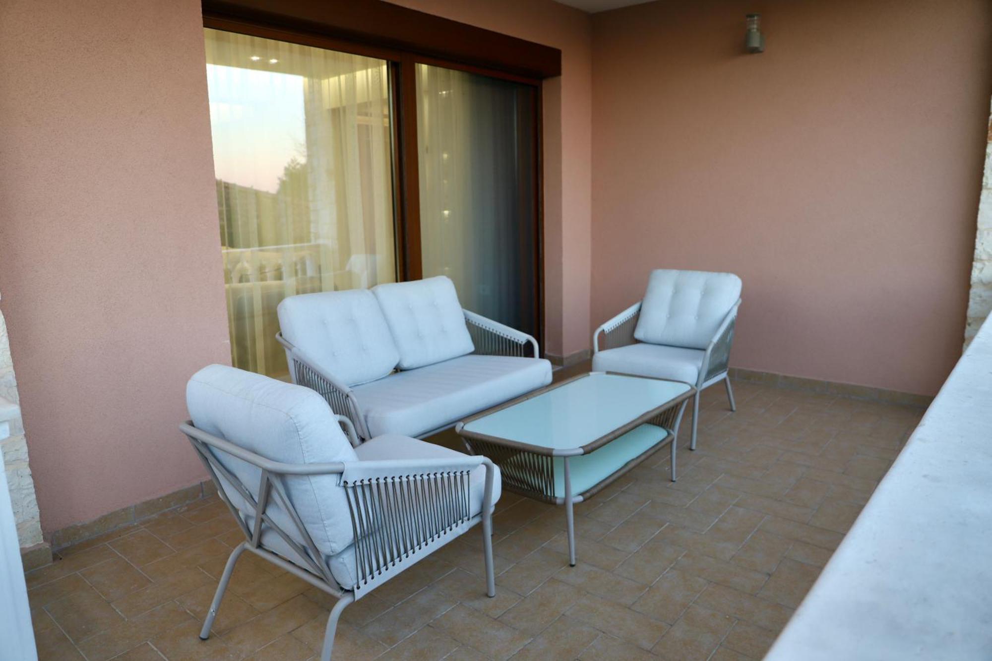 Green Villa With Private Pool Durrës 외부 사진
