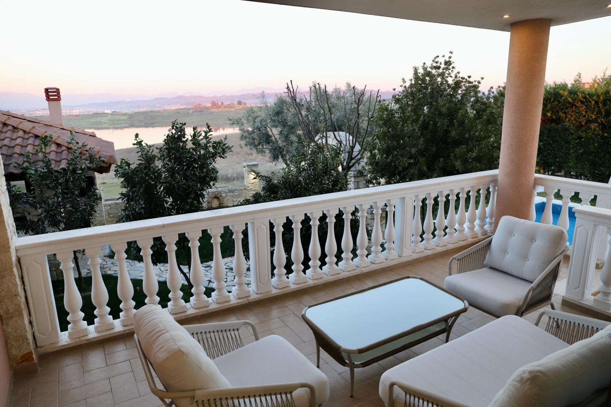 Green Villa With Private Pool Durrës 외부 사진