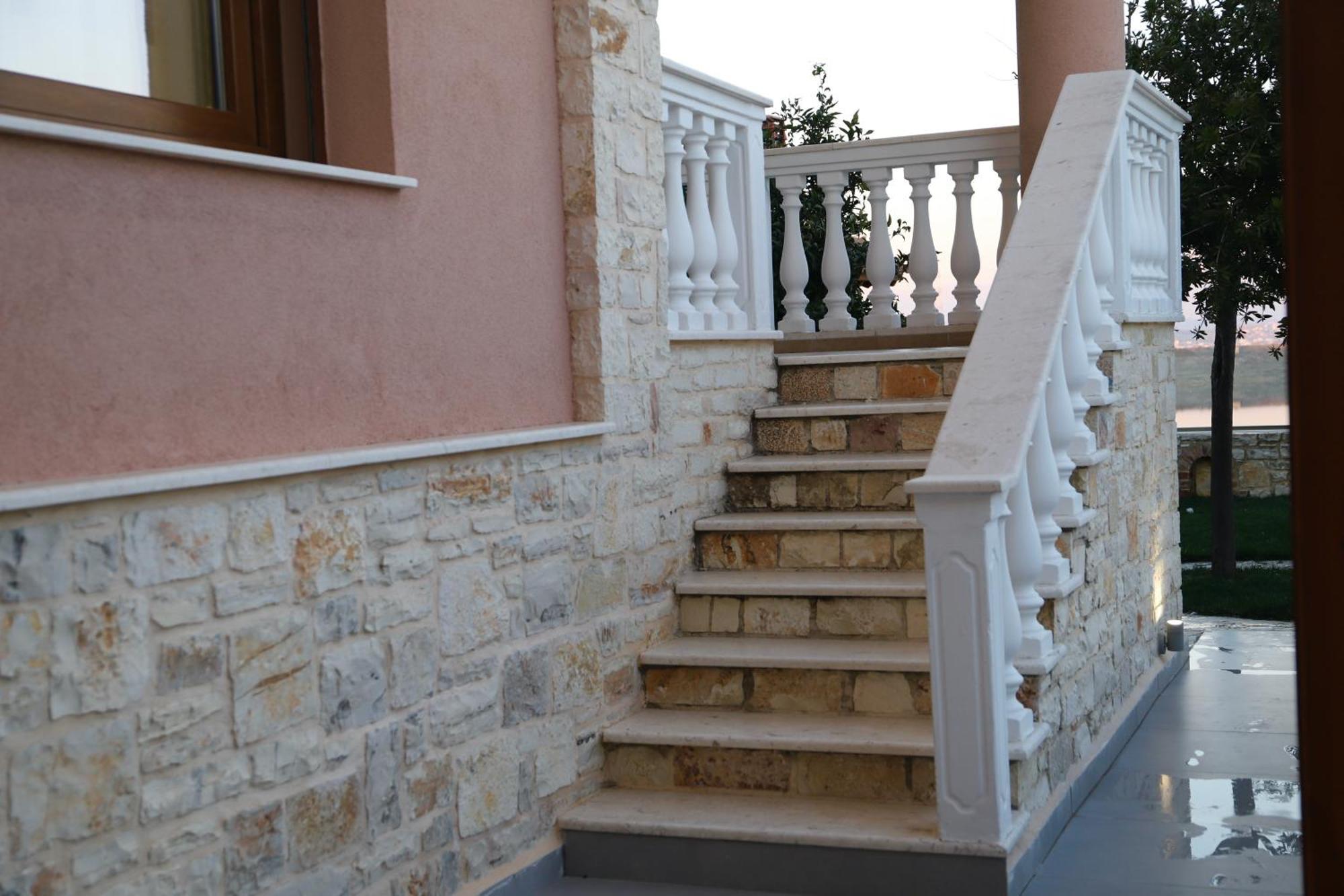 Green Villa With Private Pool Durrës 외부 사진